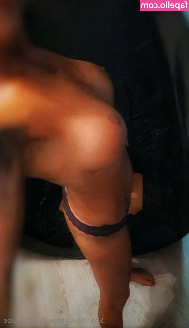 lustylouisefree - What would you put in my butt