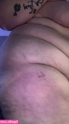 queenjaimeebbw91 - when it comes to solo content, which do you prefer!🥰👆🏻