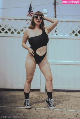 loisplzfree - It says  Body  Lotion  Don t judge me