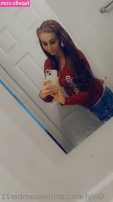 missamber21 - Shall I drop the cloth  Message me  YES  and I will send you a nude