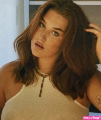 Emilia Baumgart [ emilia-baumgart ] - Ima just do this random upload idk what I have already posted to snap