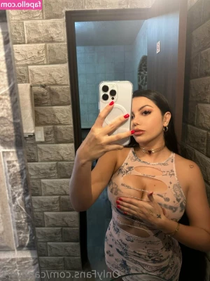 candyw1 - Tip if you wanna see what s under the heart
