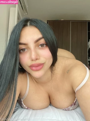candyw1 - Cock 4U he needs to be sucked can you suck rm babes?!