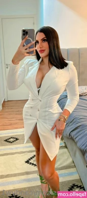 candyw1 - Here s a titty pic for you losers