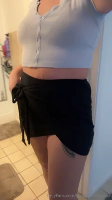 lexisnotfromtexas - It s Friday finally  Don t be shy to make my Friday better at 