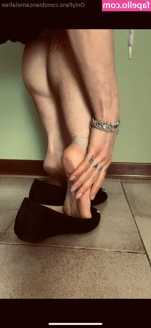 biancamelafree - So clean and wet and ready for My late night session