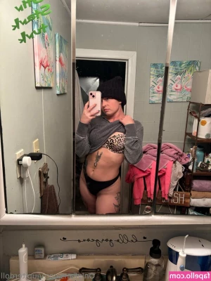 jupiterdoll - Is anyone in need of a good blow job? A hump day suck? X x x