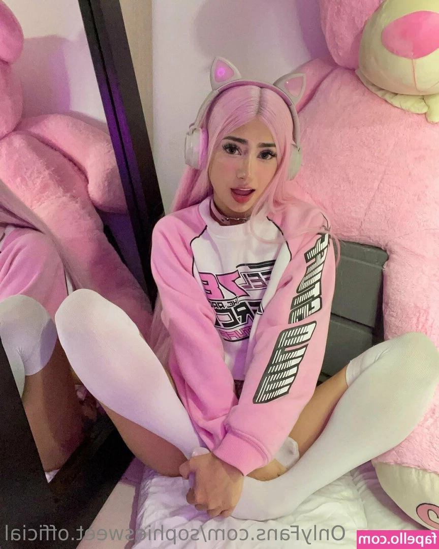 sophiemiler - im obsessed with this set... what can i say