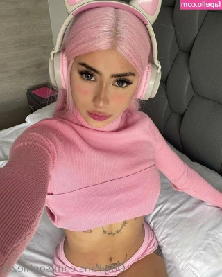 sophiemiler - Imma keep it real with you cuz I like you   Wings are a fucking pain