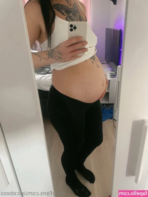 aliceboss - Big ol dad butt workin from home  Realizing this is a great angle to