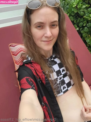 wolfie_girl_17tease [ wolfie-girl-17tease ] - Cheeky night out wearing very little