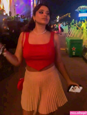 Yasmin Yassine [ yasmin-yassine ] - Rate these cheeks 🍑