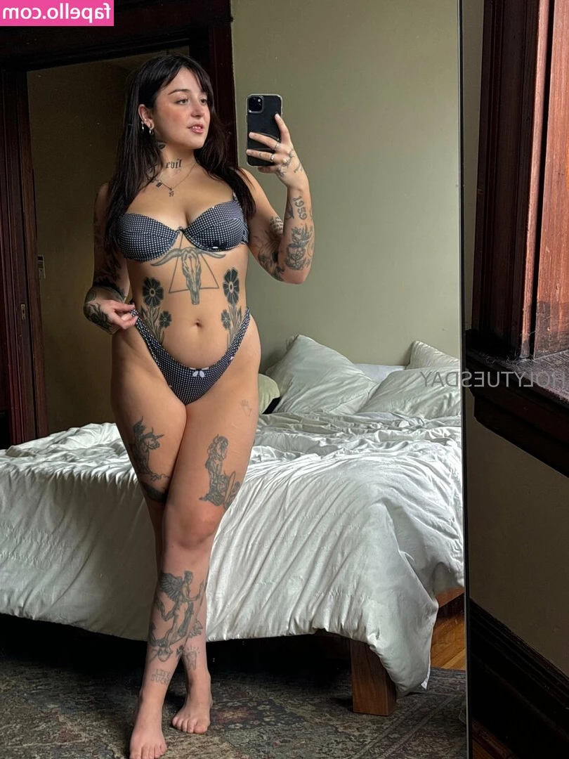tuesdaydesire - El gym está haciendo efecto no
