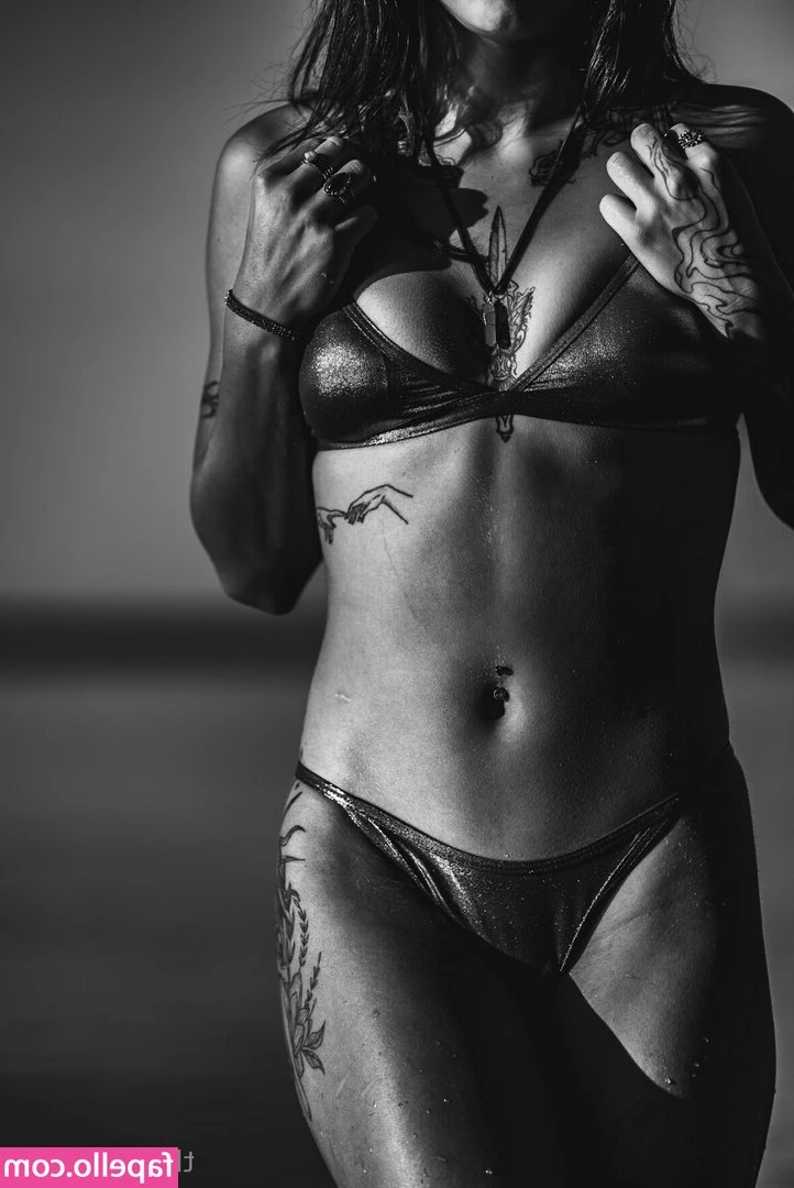Thatdolldaisy - Walk like a slut in these 🤪