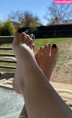 feetbyjess - I love me in blue 💙