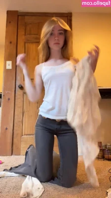 aayeayla - Going to try to bring back MedFet Mondays     YourXxxmasQueen