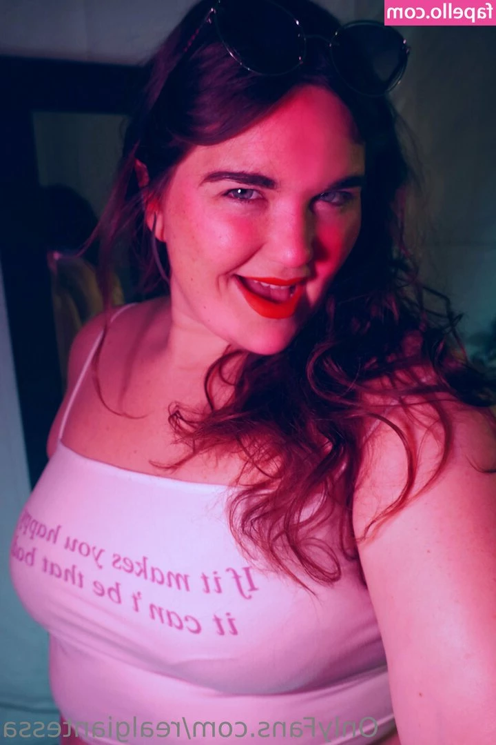 realgiantessa - 你們這個週末有什麼規劃嗎  說說讓我參考一下