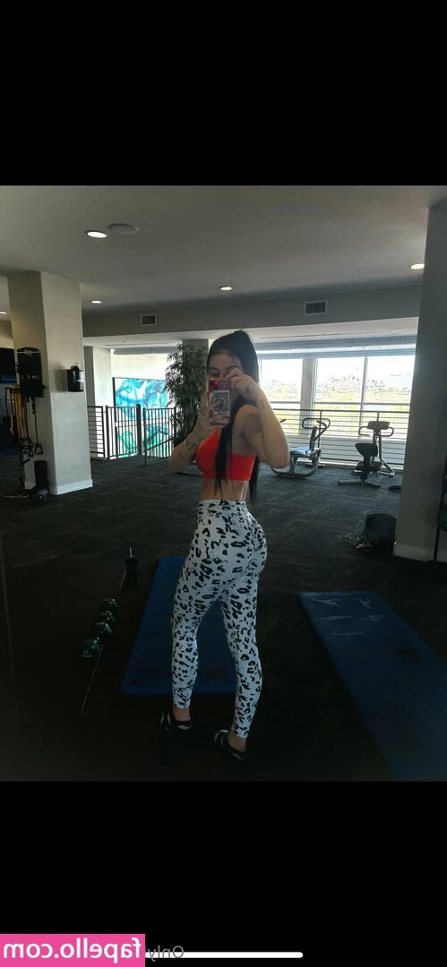 its.roxy [ its-roxy ] - Quiero que me des duro papi