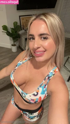 kylietaylorxo - Oily sole