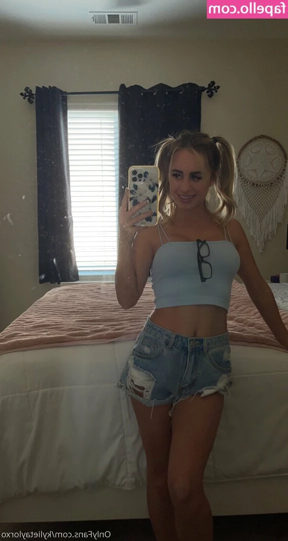 kylietaylorxo - Would you rather explore my body with your hands or with your