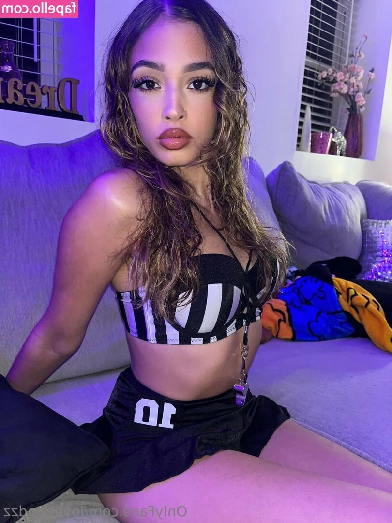 lovebandzz - Hush Hush  I had to sneak him in to strech my pussy some more