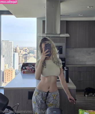 Emostonergorl - 5 seconds out of 3 minutes   if you re interested in full length vid