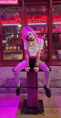 Emostonergorl - Sending out a yummy doggy style video to everyone tonight