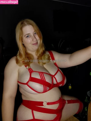 Redleaa - Have you been good or naughty this year...? 😂