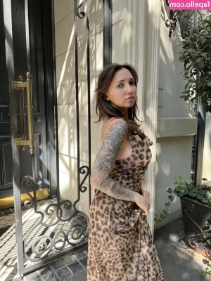 DaniPurrre - So 50 Followers will get us weekly live shows, but if we reach 40 I