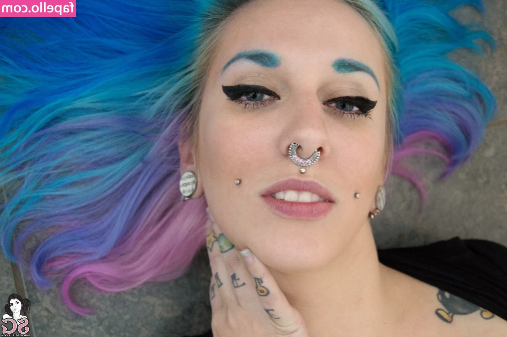 Darlingcarnage - My camera angle mistake is your gain  Enjoy this free video of me