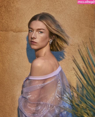 Hunter Schafer [ hunter-schafer ] - New space nudes