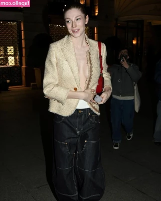 Hunter Schafer [ hunter-schafer ] - Things got very wet and steamy in the shower this morning