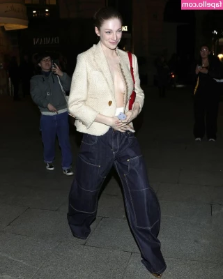 Hunter Schafer [ hunter-schafer ] - “i could prolly suck a watermelon through a straw ..”