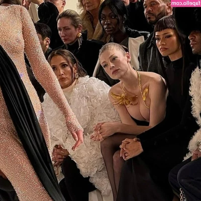 Hunter Schafer [ hunter-schafer ] - Wine and boobs x