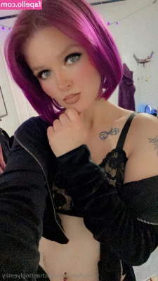 enchantinglyemily - Hey everyone  Fiona here  Excited to try this new site  Anyone