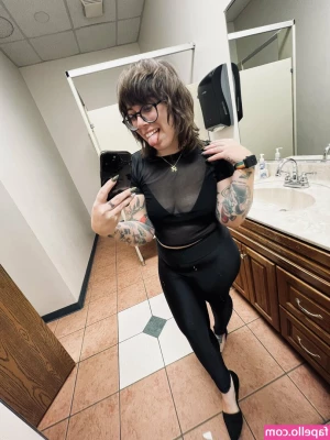 Stepstool Sarah [ stepstool-sarah ] - I’ll be LIVE on MFC tomorrow night :)