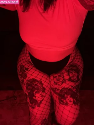 Stepstool Sarah [ stepstool-sarah ] - Good morning! 😍🤪 Went out for a few drinks and thought you’d