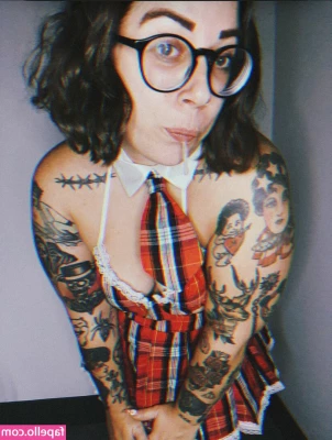 Stepstool Sarah [ stepstool-sarah ] - Hi  I m Storm Night