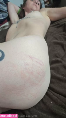 mommybabe17 - Sneaky sneaky  Should I