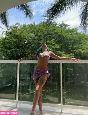 wetkittycity - Let me take these off for you 💗