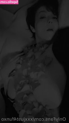 xxxjust4funxo - Hope you have the BREAST Monday ever
