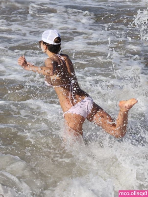 Jordana Brewster [ jordana-brewster ] - Rubbing cream into my giant fat tits