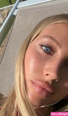 jannamoller - Lets see who miss my big ass