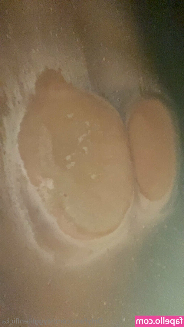 styggadenise - Here s some candids from my wax and vajacial today  It was a cool