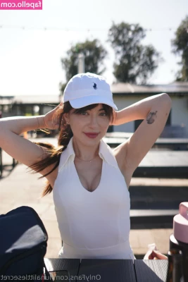 lunalittlesecret - Sorry I was gone for a while I was on vacation😘😘