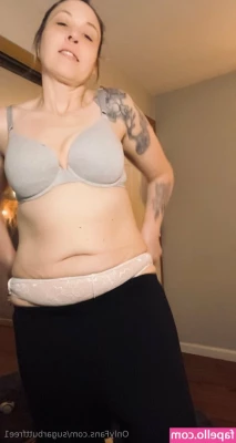 sugarbuttfree1 - If you wanna hang out with me today, let me know.💋 We can sext,