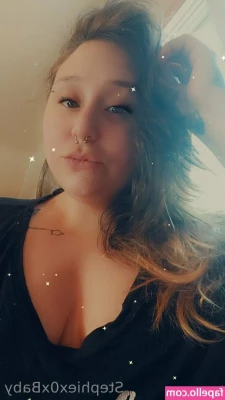 stephiex0xbaby - Slowly taking off my clothes for you
