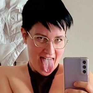 Curvyjules
