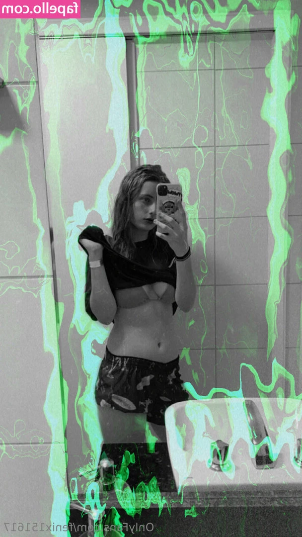 Giullia Albertini [ giullia-albertini ] - What do you think Daddy