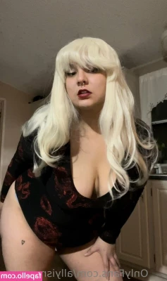 allyismyname - Wanna cum slide these off for me?😘😏😏